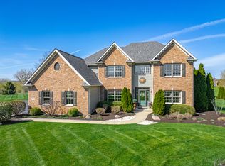 6608 Erin Rd, McHenry, IL 60050