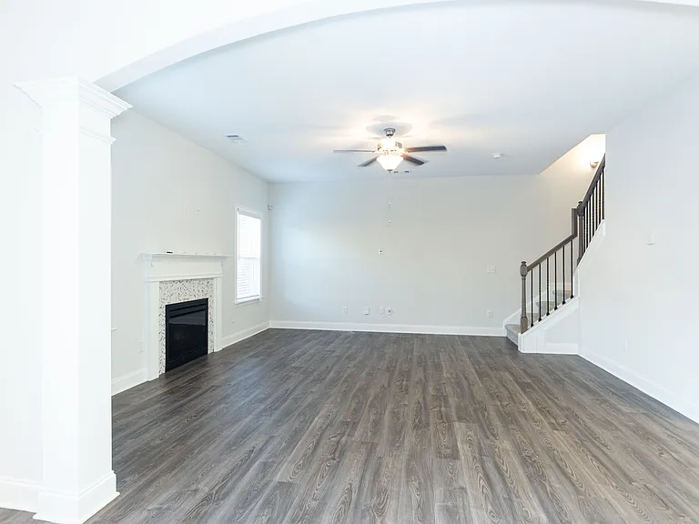 4510 Mountain Ivy Dr — Photo 8