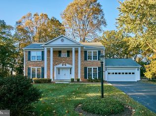 1905 Trumpet Ct, Vienna, VA 22182
