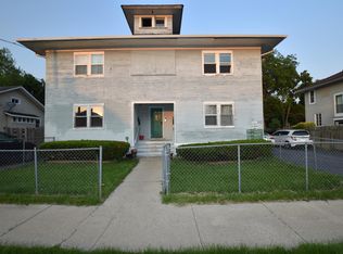 545 Hammond Ave APT 1, Aurora, IL 60506