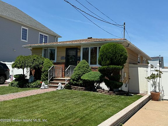 3rd image of 273 Ramona Ave