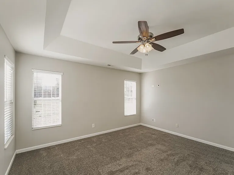 4031 Huntmeadow Dr — Photo 9