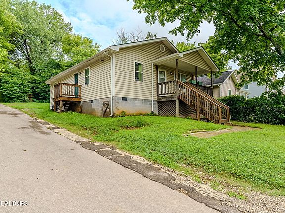 2nd image of 2709 Fillmore Ave