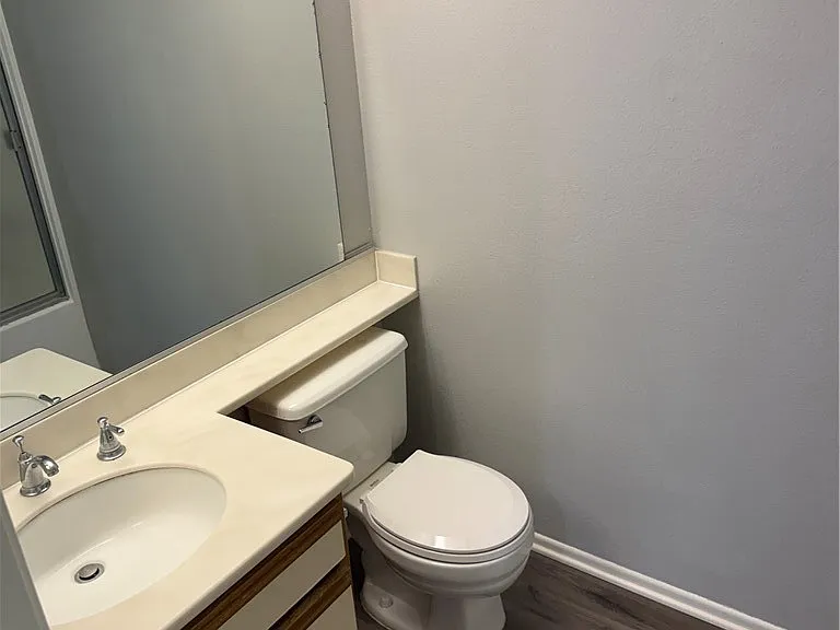 69 Stanford Ct — Photo 14