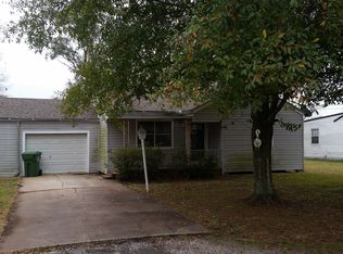 3520 26th St, Port Arthur, TX 77642