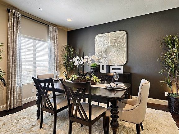 Chevalier dining room