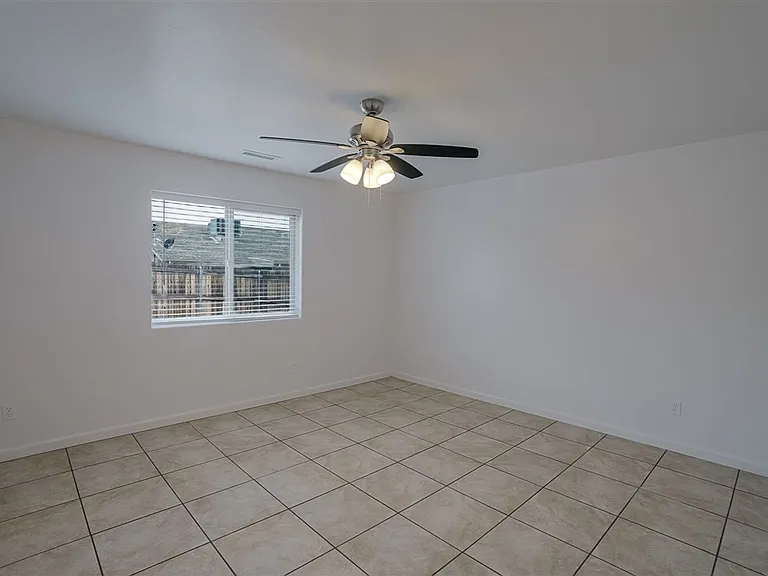 3850 N Teri Ct — Photo 14