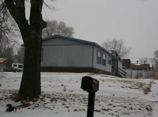412 E Main St, Brooklyn, IA 52211