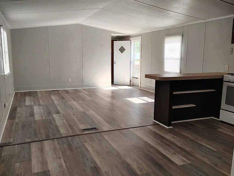 3509 Oregon Trl — Photo 7