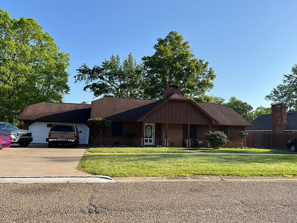 1st image of 113 Roanoke Cir