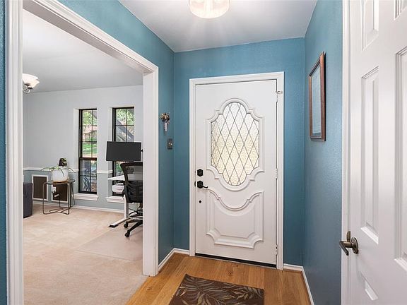 4th image of 3604 Teakwood Ln