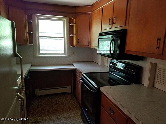 2nd image of 2450 Clearview Ave