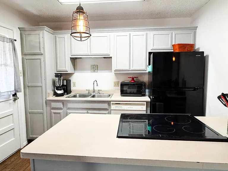 108 North St #7 — Photo 5