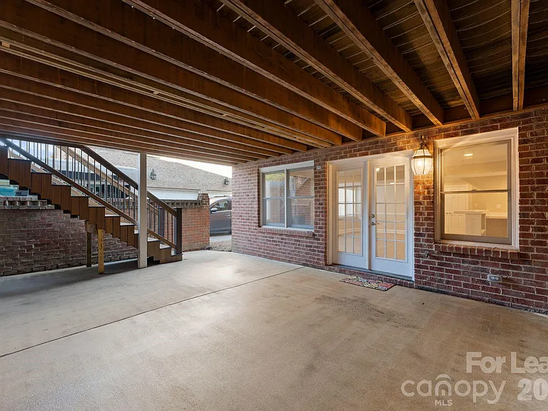 2134 Glade Hill Rd — Photo 47