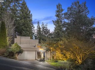 310 NW Kronan Ct, Portland, OR 97210