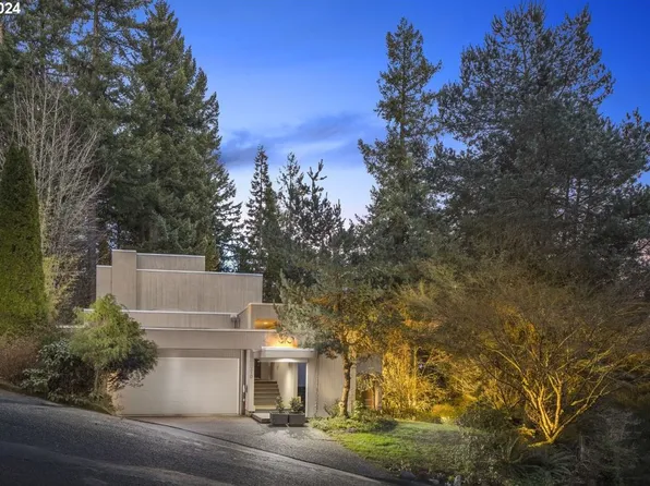 310 NW Kronan Ct, Portland, OR 97210