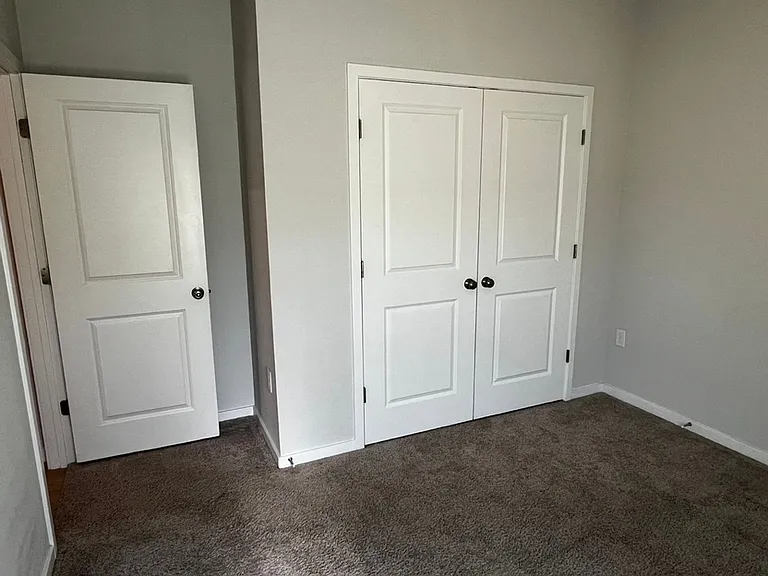 204 Park View Ln — Photo 16