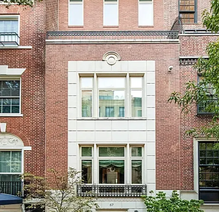 67 E 82nd St #TWNHS