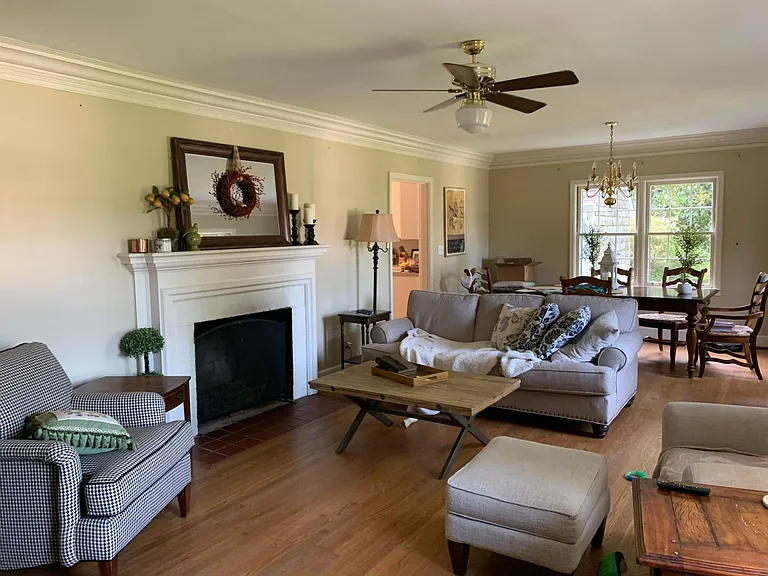 103 E Palisades Dr — Photo 3