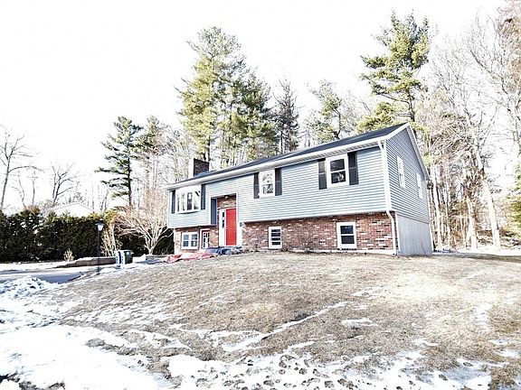 3rd image of 18 Karen St