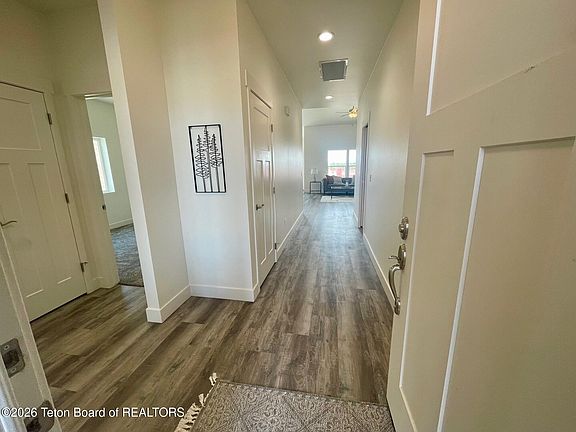 3rd image of 1724 Learning Ln