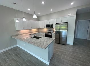 5209 30th St SW, Lehigh Acres, FL 33973