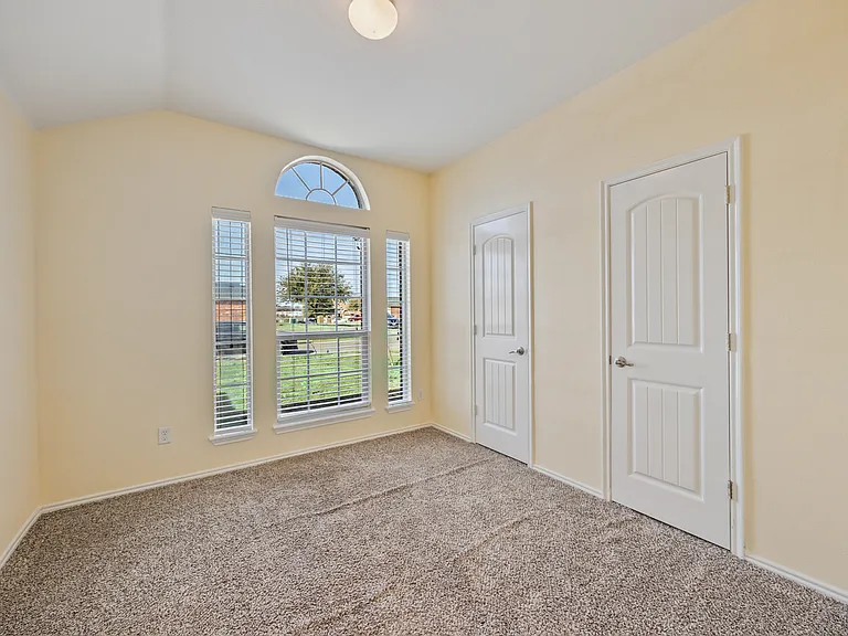 2508 Pioneer Bluffs Rd — Photo 19