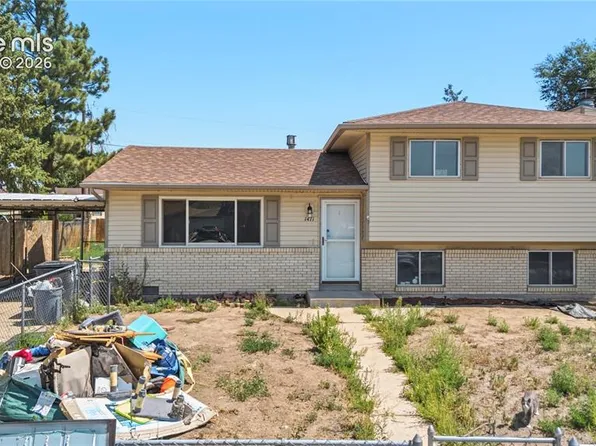 1471 Southmoor Dr, Fountain, CO 80817