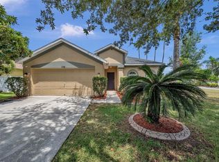 1733 Loriana St, Brandon, FL 33511