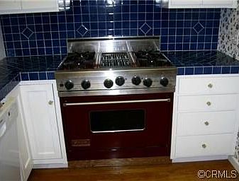 4th image of 2901 Cedarwood Ct