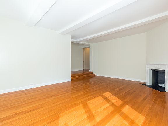 3rd image of 400 E 57th St APT 12M