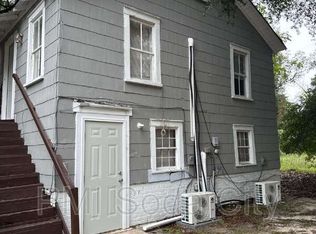 211 E Brooks St, Kingstree, SC 29556
