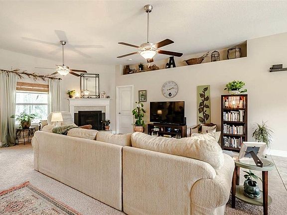5th image of 11596 Belize Dr
