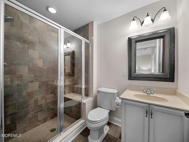 302 Villa Dr — Photo 9