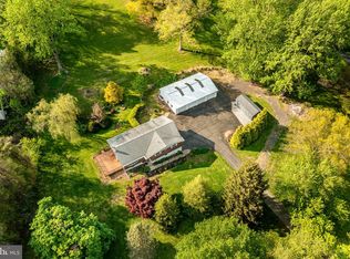 514 Bulltown Rd, Elverson, PA 19520