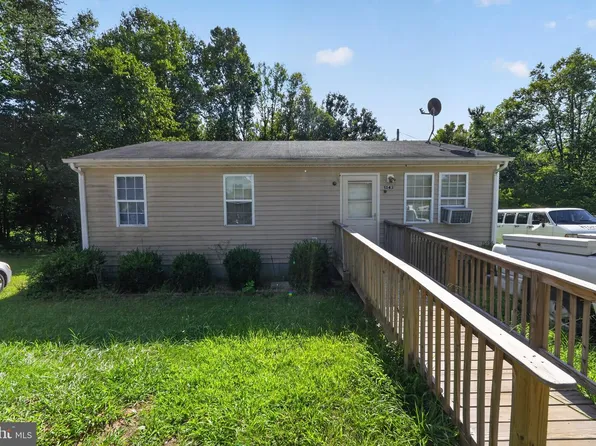 1343 Pittsville Rd, Gretna, VA 24557
