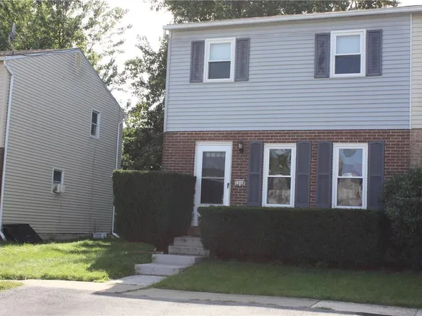 5644 Wood Ln, Allentown, PA 18106