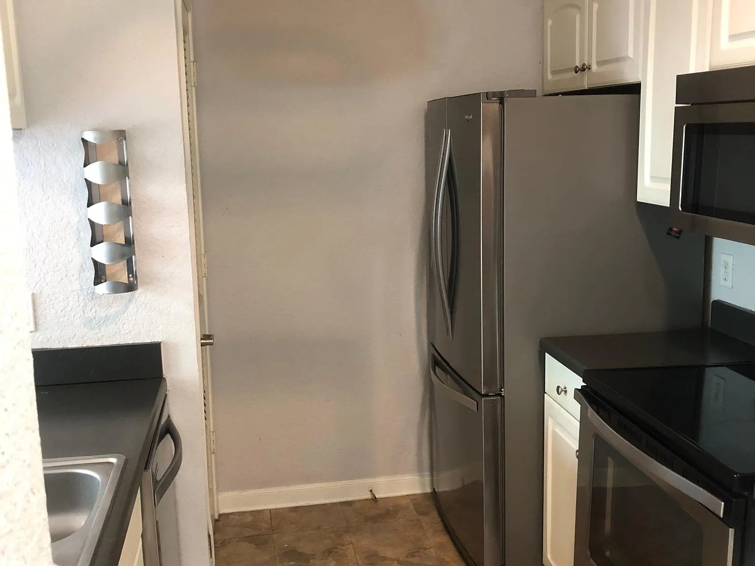 1 bed, 635 sqft, $1,600 — Photo 3