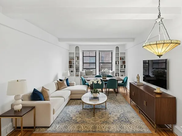123 W 93rd St APT 2E, New York, NY 10025