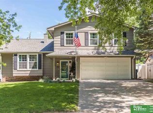1506 Cascio Dr, Bellevue, NE 68005