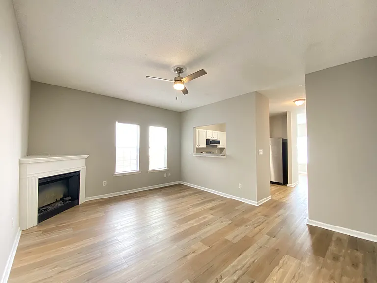 3615 Ginnis Ct SW #8 — Photo 6