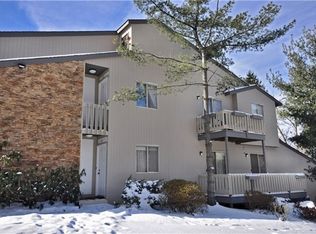 62 Kayser Ln, West Orange, NJ 07052