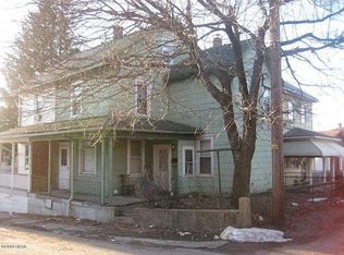 223 N 8th St, Hazleton, PA 18201