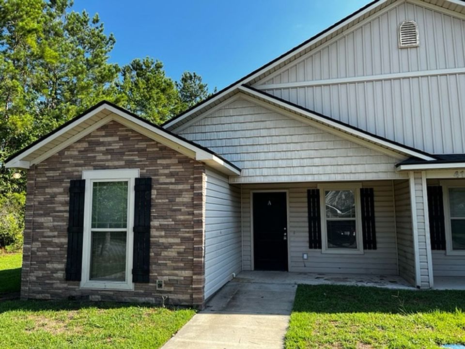 1st image of 4116 Mulligan Manor Ln APT 576