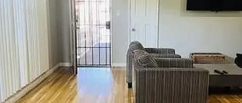 638 Howland Dr #4 — Photo 3