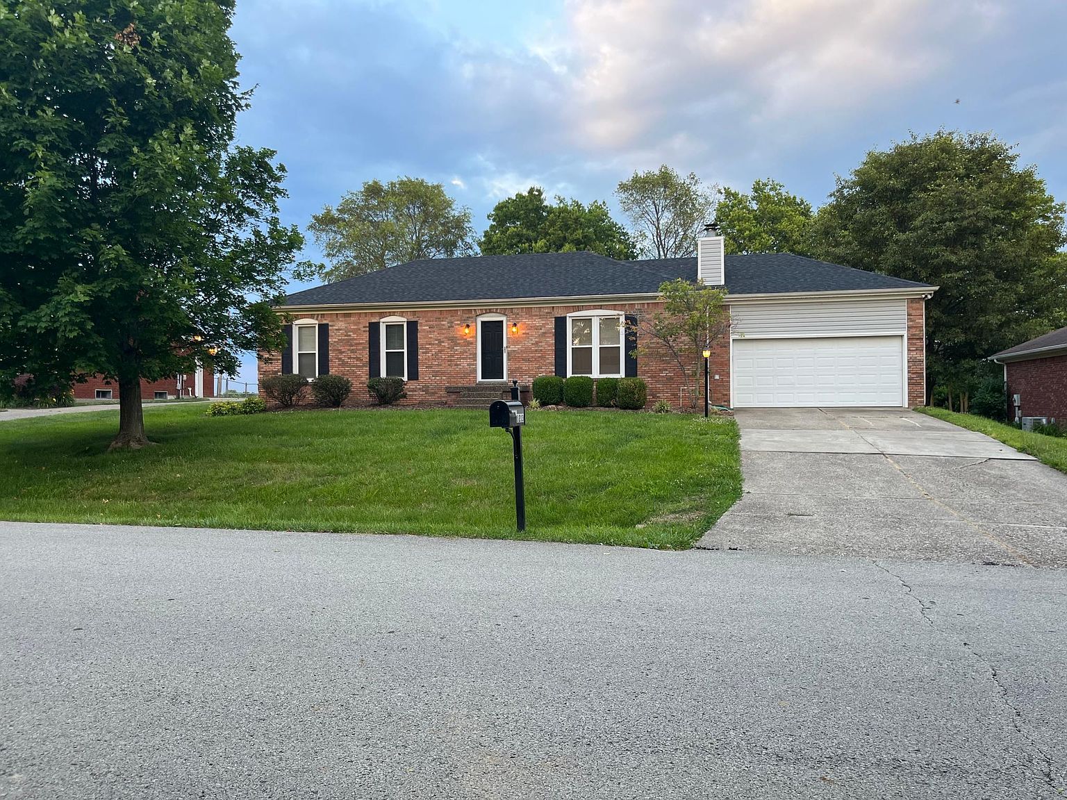 1213 Nightingale Ln, Goshen, KY 40026 Zillow