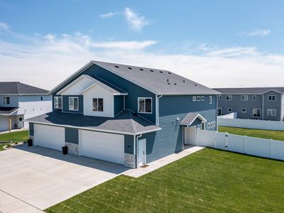 5601 Iron Dr, Bismarck, ND, 58503