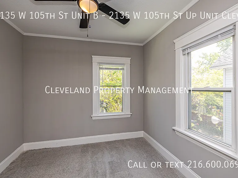 2135 W 105th St #B — Photo 15