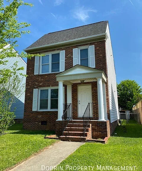 1504 Claiborne St — Photo 1