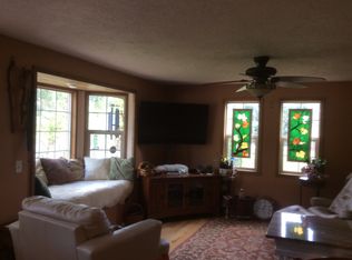 129 Bennett Ln, Blodgett, OR 97326